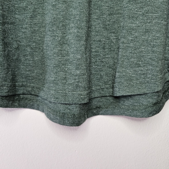 Long Sleeve Green Tee Sz L - Picture 7 of 8